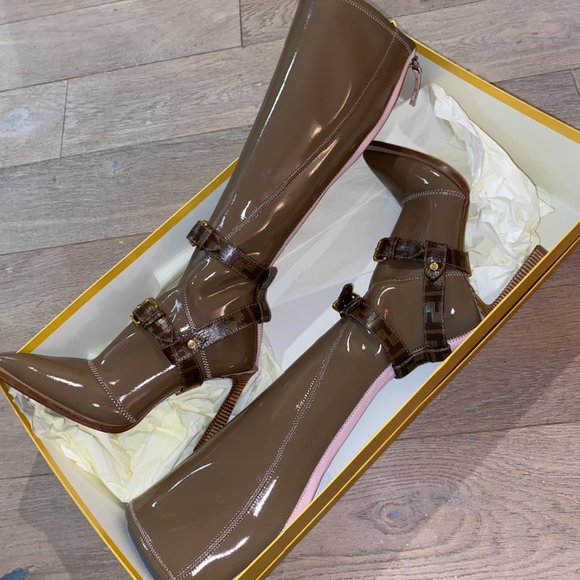 Fendi Boots Size 39 Women - Picture 1 of 6